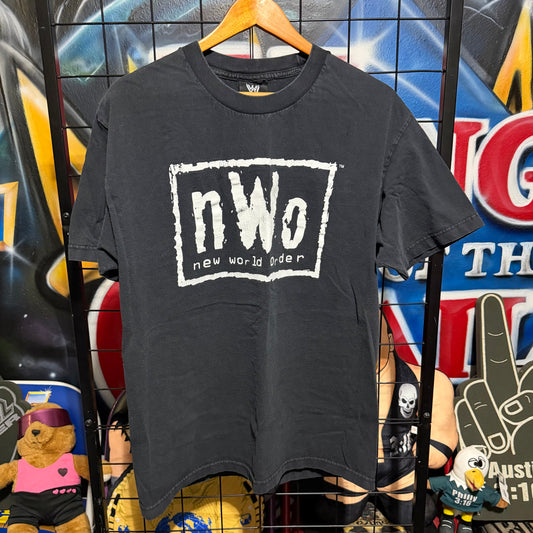 2002 wwe nwo tee