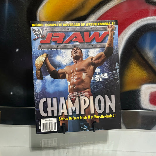 WWE Raw May 2005 Batista Magazine wrestlemania 21